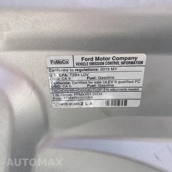 2015 Ford Focus SE Sedan - miniatura 47
