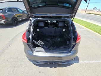 2015 Ford Focus ST Hatchback – miniatura 16