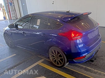 2015 Ford Focus ST Hatchback – miniatura 6