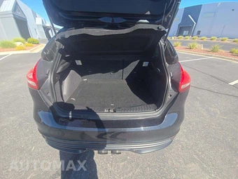 2015 Ford Focus ST Hatchback - miniatura 11