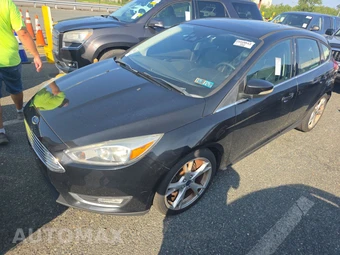 2015 Ford Focus Titanium Hatchback