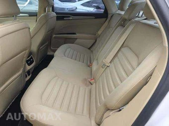 2015 Ford Fusion Hybrid SE - miniatura 13