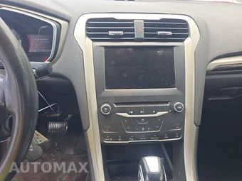 2015 Ford Fusion Hybrid SE - miniatura 11