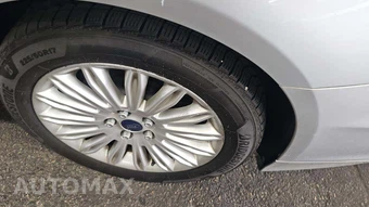2015 Ford Fusion Hybrid SE - miniatura 26