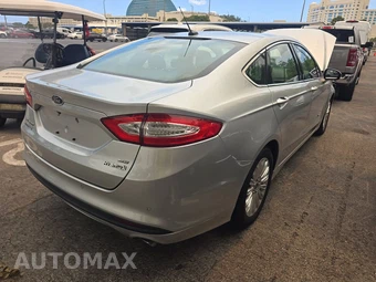 2015 Ford Fusion Hybrid SE - miniatura 4