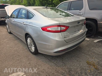2015 Ford Fusion Hybrid SE - miniatura 6