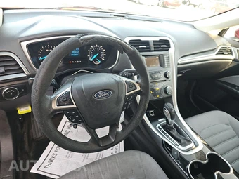 2015 Ford Fusion S – miniatura 11