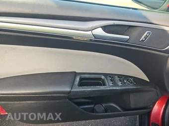 2015 Ford Fusion S – miniatura 9