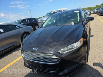 2015 Ford Fusion S – miniatura 2