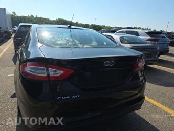 2015 Ford Fusion S – miniatura 5