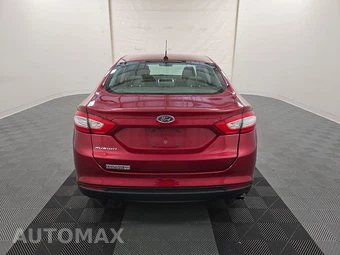 2015 Ford Fusion S – miniatura 5