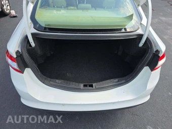 2015 Ford Fusion SE - miniatura 14