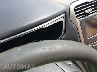 2015 Ford Fusion SE - miniatura 26