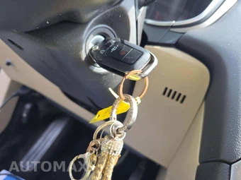 2015 Ford Fusion SE - miniatura 8