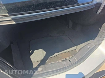 2015 Ford Fusion SE - miniatura 14