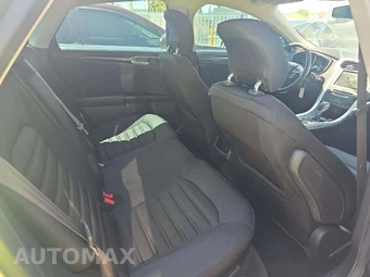 2015 Ford Fusion SE - miniatura 16