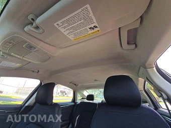 2015 Ford Fusion SE – miniatura 11