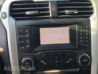 2015 Ford Fusion SE – miniatura 21