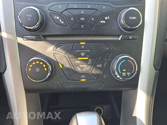 2015 Ford Fusion SE – miniatura 28