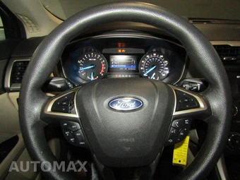 2015 Ford Fusion SE – miniatura 11
