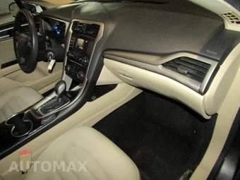 2015 Ford Fusion SE – miniatura 14