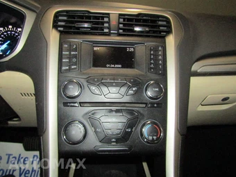 2015 Ford Fusion SE – miniatura 15