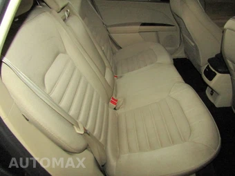 2015 Ford Fusion SE – miniatura 17