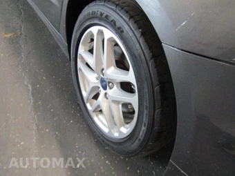 2015 Ford Fusion SE – miniatura 20