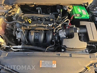 2015 Ford Fusion SE – miniatura 7