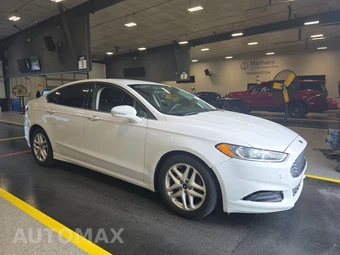 2015 Ford Fusion SE - miniatura 3
