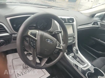 2015 Ford Fusion SE – miniatura 11