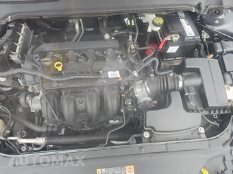 2015 Ford Fusion SE – miniatura 16