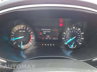 2015 Ford Fusion SE - miniatura 9