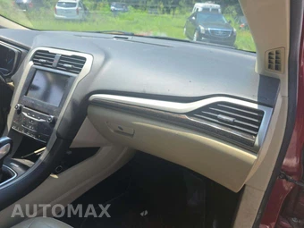 2015 Ford Fusion SE - miniatura 19