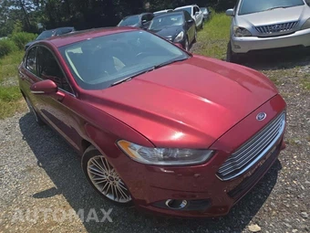2015 Ford Fusion SE - miniatura 4
