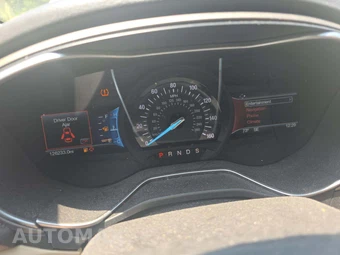 2015 Ford Fusion SE - miniatura 9