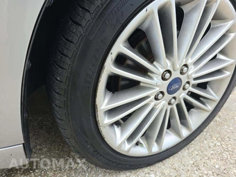 2015 Ford Fusion SE – miniatura 28