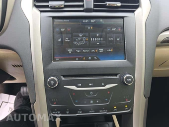 2015 Ford Fusion SE – miniatura 35