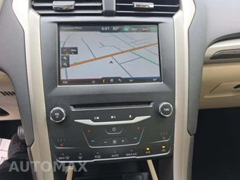 2015 Ford Fusion SE – miniatura 36