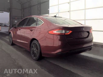 2015 Ford Fusion SE – miniatura 6