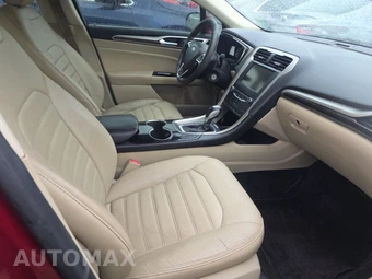 2015 Ford Fusion SE – miniatura 8
