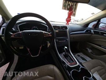 2015 Ford Fusion SE – miniatura 11