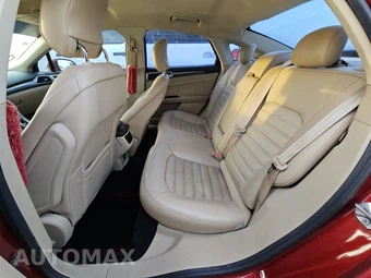 2015 Ford Fusion SE – miniatura 13