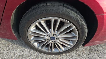 2015 Ford Fusion SE – miniatura 26