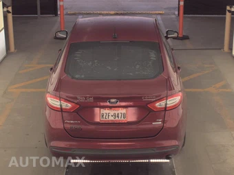 2015 Ford Fusion SE – miniatura 5