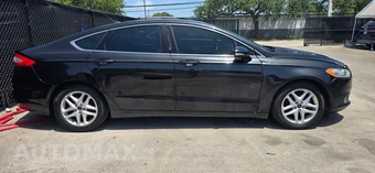 2015 Ford Fusion SE - miniatura 14