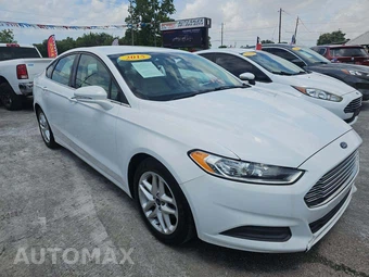2015 Ford Fusion SE – miniatura 2