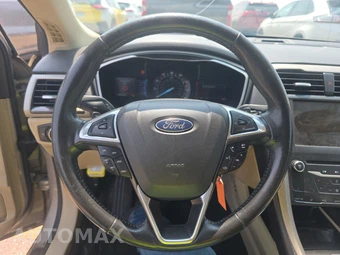 2015 Ford Fusion SE - miniatura 10