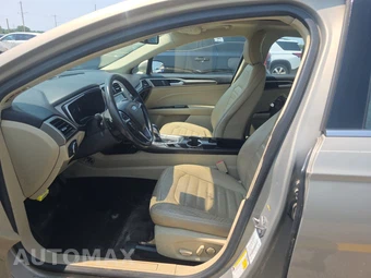 2015 Ford Fusion SE - miniatura 7
