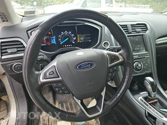 2015 Ford Fusion Titanium – miniatura 10